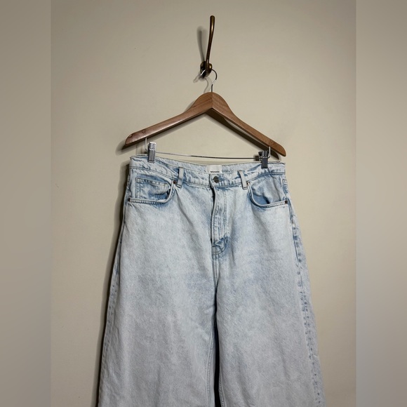 Reformation Cary High Rise Slouchy Wide Leg Jeans in Shasta - Picture 6 of 9